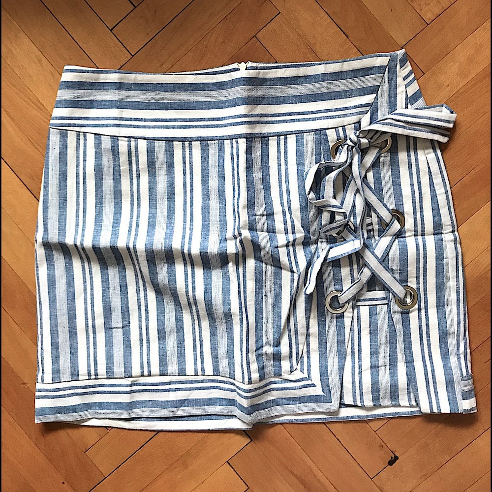 NWT Hit striped wrap around mini skirt size L